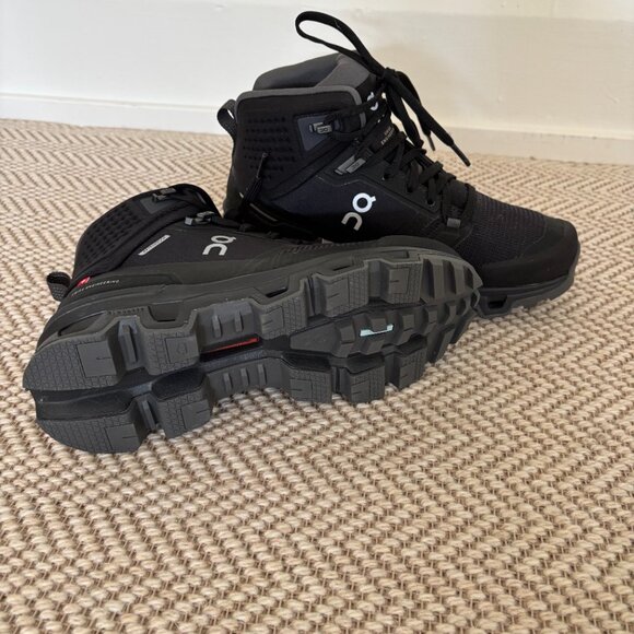 On Cloudrock 2 Women's Waterproof Hiking Boots - Size 6.5 in Black Eclipse - Picture 3 of 3